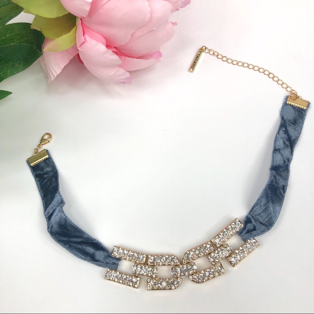 Tahari  Blue Velvet & Rhinestone Choker🌹 - Picture 4 of 8